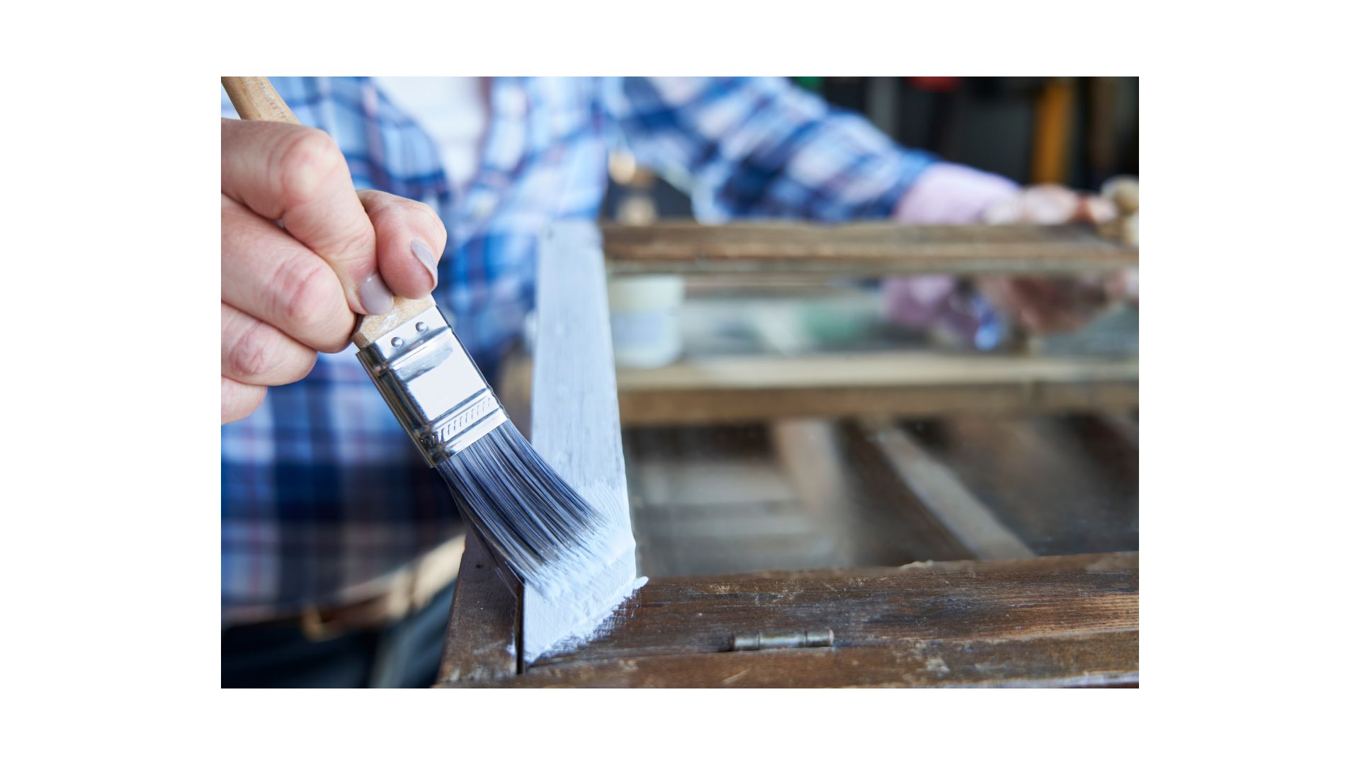 Read more about the article Bringing Life Back to Your Cabinets: Wethersfield Painting Services